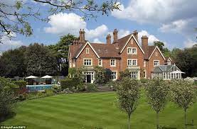 Search our selection of properties for sale in wimbledon. Victorian House With Its Own Tennis Centre Court Near Wimbledon Goes Up For Sale Daily Mail Online
