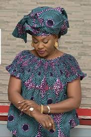 Les modèles de pagne ivoirien eux, sont plutôt de simples tissus imprimés. Modele J Avais African Fashion Women Clothing African Fashion Ankara African Fashion Skirts