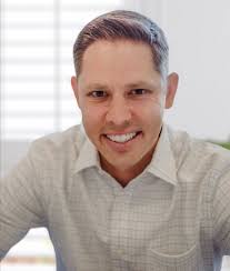 PEOPLE — JOHN JOHN & HILL