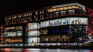 Casino Sale Boosts Giant S Profits Insider Media