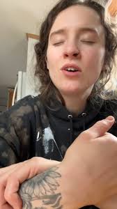 Amanda Salisbury (@salisburya)