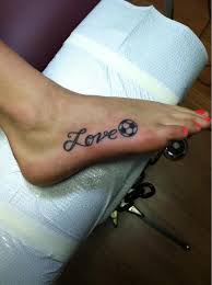 Dec 9 2015 everlasting see more ideas about football tattoo soccer tattoos tattoos. Love Soccer Tattoo Tatouage Tatouages Fille Citation Tatouage