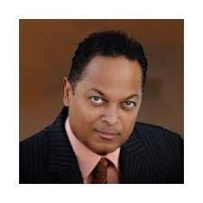 Warren Binder's Instagram, Twitter & Facebook