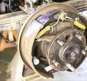 How to Change a Wheel Cylinder Without Removing the Brakes