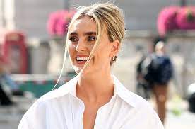 See more ideas about perrie edwards, edwards, little mix. Who Is Perrie Edwards Dating Now Previous Relationships Otakukart