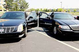 Whether you are one of the few airport professionals employed directly by the wayne county airport authority (wcaa) or a team member of an airport tenant/business partner, the airports community relies on a strong team of talented professionals to keep our region moving. Detroit Airport Car Service Dtw Airport Taxi Detroit Airport Taxi