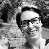 10+ "Sandy Claeys" profiles