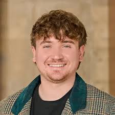 Daniel Auten's Instagram, Twitter & Facebook