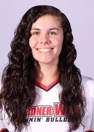 Leslie Mcneil's Instagram, Twitter & Facebook