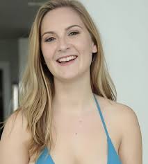 Kara Lee (Actress) Height, Weight, Wiki, Age, Biography, Boyfriend, Career  and More