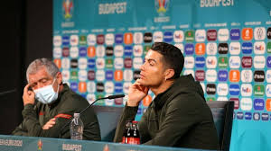 The early stages of euro 2020 were dominated by ronaldo's decision to move a pair of coca cola bottles and endorse fans to drink water instead during a portugal press conference. Ronaldo Coca Cola Cristiano Ronaldo Singkirkan Botol Coca Cola Ryan Giggs Probably Not Since Coca Cola Also Sells Bottled Water