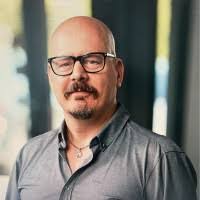 Tim Falke's Instagram, Twitter & Facebook