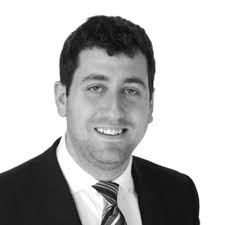 It took a while but I am so pleased to say that I've finally achieved  qualification as a Chartered Legal Executive.