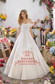 Check spelling or type a new query. Brautkleid Uri Hochzeitskleider Brautkleider Bayard Brautmode