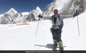 Some of the climbers had to give up when their eguipment didn't work and they couldn't get enough oxygen, but hillary and tenzing continued the expedition. First Black Woman To Climb Mount Everest Saray Khumalo Says It Needed To Be Done