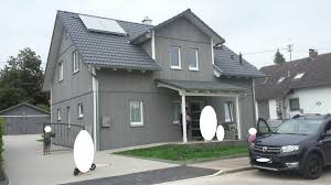 Der höhepunkt in der bauphase ist für viele unserer bauherrn sicherlich das richtfest, wenn das haus steht und man sich schon so richtig vorstellen kann, wie es ist im langersehnten traumhaus daheim zu sein. Haus Zu Vermieten Albert Schweitzer Strasse 6 89349 Bayern Burtenbach Mapio Net