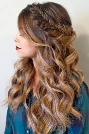 Here are some fun and elegant graduation hairstyles that will make you look perfect! 82 Graduation Hairstyles That You Can Rock This Year