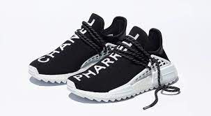 Sneakers, slippers, baskets basses ou baskets montantes, la nouvelle collection de baskets femme allie luxe et confort pour des looks terriblement tendances ! Sneakers L Arrivee Des Marques De Luxe Fait Flamber Les Prix Actualite Collection 981706