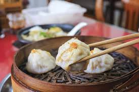A place to spend time with family and friends, sip tea, and dim sum is also sometimes served from pushcarts, allowing you to point and choose what you. Shanghai Private Chinese Dim Sum Kochkurs 2021 Tiefpreisgarantie