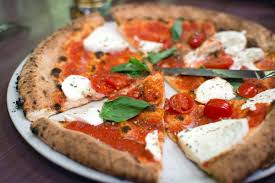 Pizza Et Focaccia De Delicieuses Specialites Italiennes