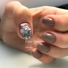 ногти гель лак дизайн фото 2019 новинки зима фото Zimnyaya Myshka I Kombinirovannyj Manikyur Dlya Krasivyh Palchikov Doiposle Mysh Myshka Risunok Rospisnogtejmosk Cute Nails Nail Art Manicure Stilletto Nails