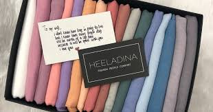 Gunakan aplikasi design atas talian canva untuk mula dari templat atau cipta rekaan sendiri. Tips Beli Tudung Untuk Pasangan Anda Blog Kahwin