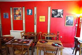 Le Petit Bikini Bagneres De Bigorre Restaurant Reviews Photos Phone Number Tripadvisor