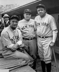 October 1 1932 At Wrigley Field In Chicago Yankee Hall Of Famers Lou Gehrig Manager Joe Mccarth Baseball History New York Yankees New York Yankees Baseball