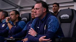 Los errores de Milito; Chivas perdió su pase a la final tras renunciar a su ideología