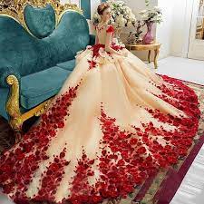 Royal Luxury 2018 Evening Gowns Embroidery Chapel Train Applique Beads Prom Party Gown Saudi Arabia Dubai Bridal Gowns We Gowns Ball Gowns Luxury Wedding Dress