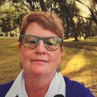 Lorraine Schafer's Instagram, Twitter & Facebook