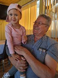 Înotătoarea camelia potec a fost curtată și de prințul albert de monaco sau de ion țiriac. Camelia Potec Facebook