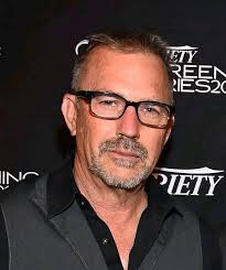 Ahead of my 70th birthday,am expecting lovely wishes from my fans all over  the world and I would love to have you all in my birthday celebration  party,, and happy new year