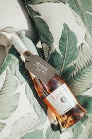 Chicago Wine Delivery Saucey Alcohol Delivery In 30 Minutes