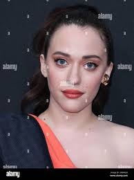 Black kat hi-res stock photography and images