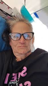 Kerri Medeiros's Instagram, Twitter & Facebook