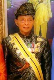 Tengku arif bendahara ibrahim ibni sultan abu bakar riayatuddin almuadzam shah 1938 1987 genealogy. Bentara Mangku Bumi Yam Tengku Arif Bendahara Pahang Mangkat