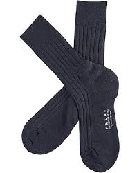 Falke teppich im schuh menge. Falke Teppich Im Schuh 3er Pack 14402 6370 Herrenausstatter De