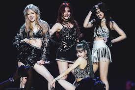The ariana grande comparisons actually make a lot of sense. Ariana Grande Wants To Meet K Pop Girl Group Blackpink