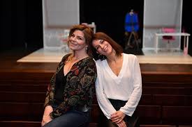 Esra kazancıbaşı öztekin usta tiyatrocu rasim öztekin'in eşi. Rasim Oztekin Den Kizi Pelin Oztekin E Destek Kultur Sanat Haberleri