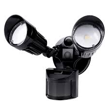 Hyperikon Led Security Light With Motion Sensor Led Outdoor Flood Light Dusk To Dawn 20w 2 Head Motion Light 5000k Ul Listed Walmart Com Walmart Com