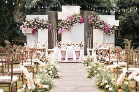 Demikian adalah informasi singkat mengenai dekorasi pelaminan pengantin minimalis sederhana dan modern. 70 Inspirasi Dekorasi Pelaminan Minimalis Modern Hingga Klasik Idewedding