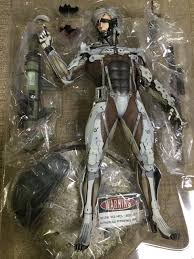 Amazon.com: [ SDCC2015 / beans torpedo Distribution Limited ] Metal Gear  Solid V ground Zerozu ' Jamevu Mission ' / Raiden 1/6 Scale Statue White  Armor Ver. : Toys & Games