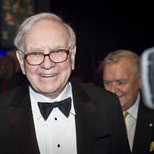 Boost your sales with tips from Warren Buffett