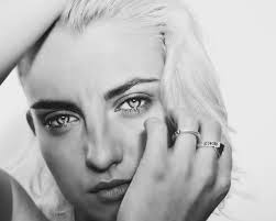 Artists :: Showelli-ent