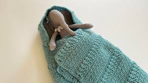 Patterns preceded by an asterisk (*) are in pdf format. Xyz Hooded Baby Blanket Free Crochet Pattern Dailycrochetideas