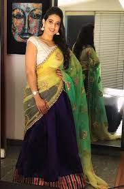 This video shows you how to wear your lehenga dupatta in different styles. Pin On Hot