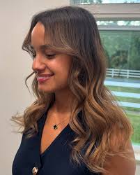 Honey Dipped Brunette 🍯 My client came in requesting a lived in, rich,  brighter brunettes that would give her an easy grow out and not look stark  against her natural color. She