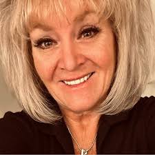 Sherri Dunlap's Instagram, Twitter & Facebook