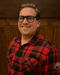 Kevin Klos's Instagram, Twitter & Facebook